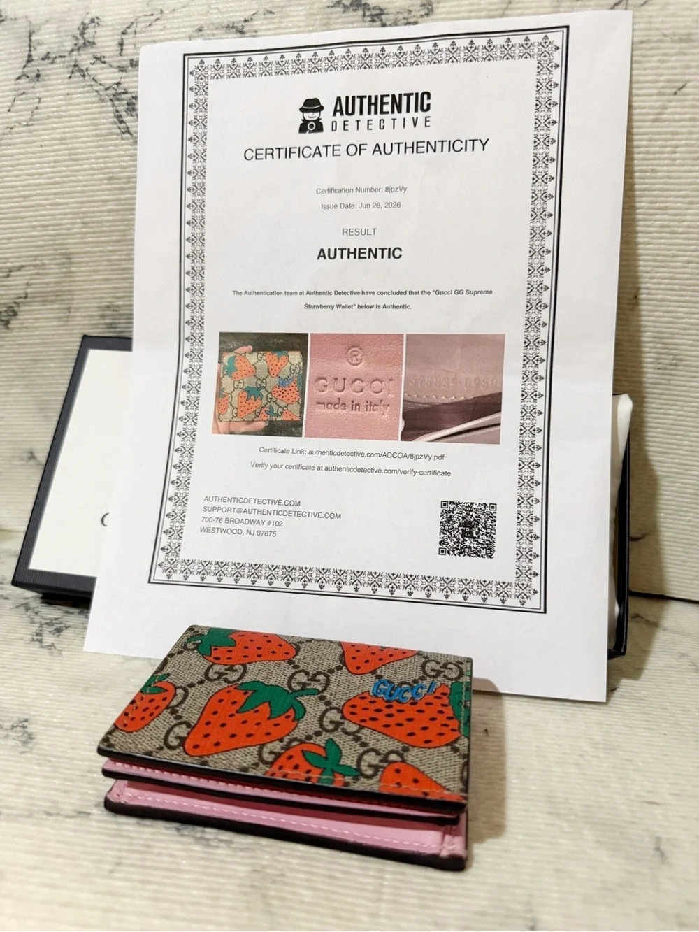 Gucci authentic wallet